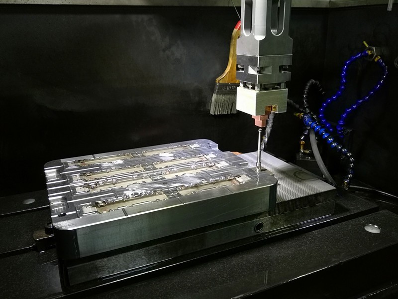 EDM迪蒙加工2 EDM迪蒙加工2