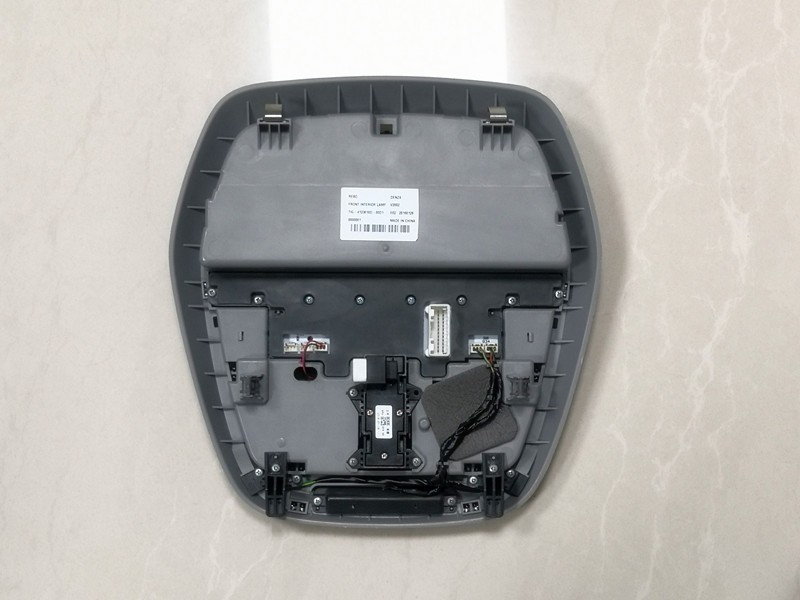 汽車控制臺背面 汽車控制臺背面